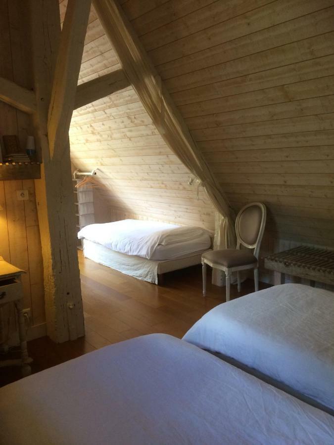 La Ferme Au Colombier Bed & Breakfast Neron Exterior photo